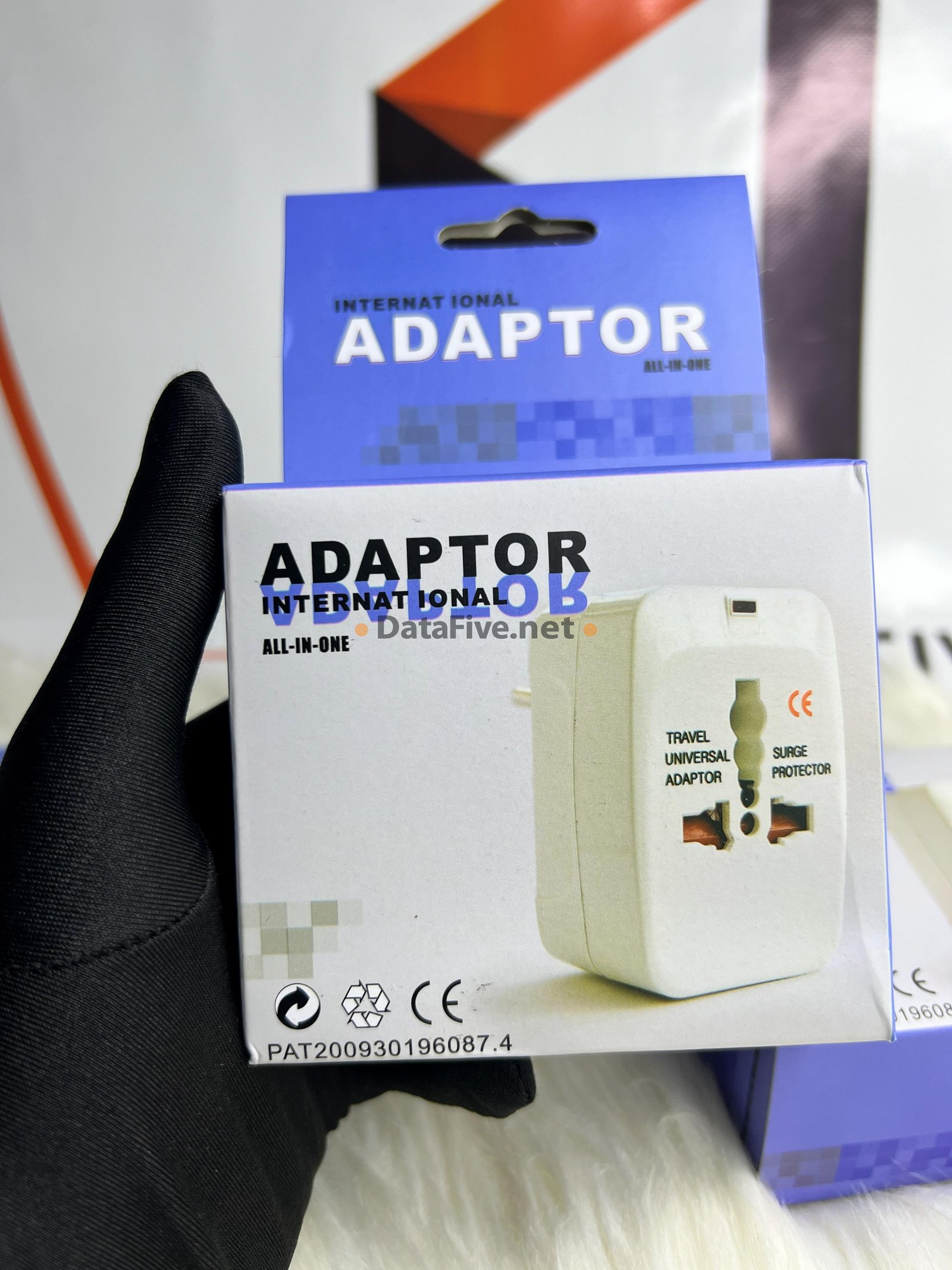 Adaptateur Secteur Tout en 1 - photo principale