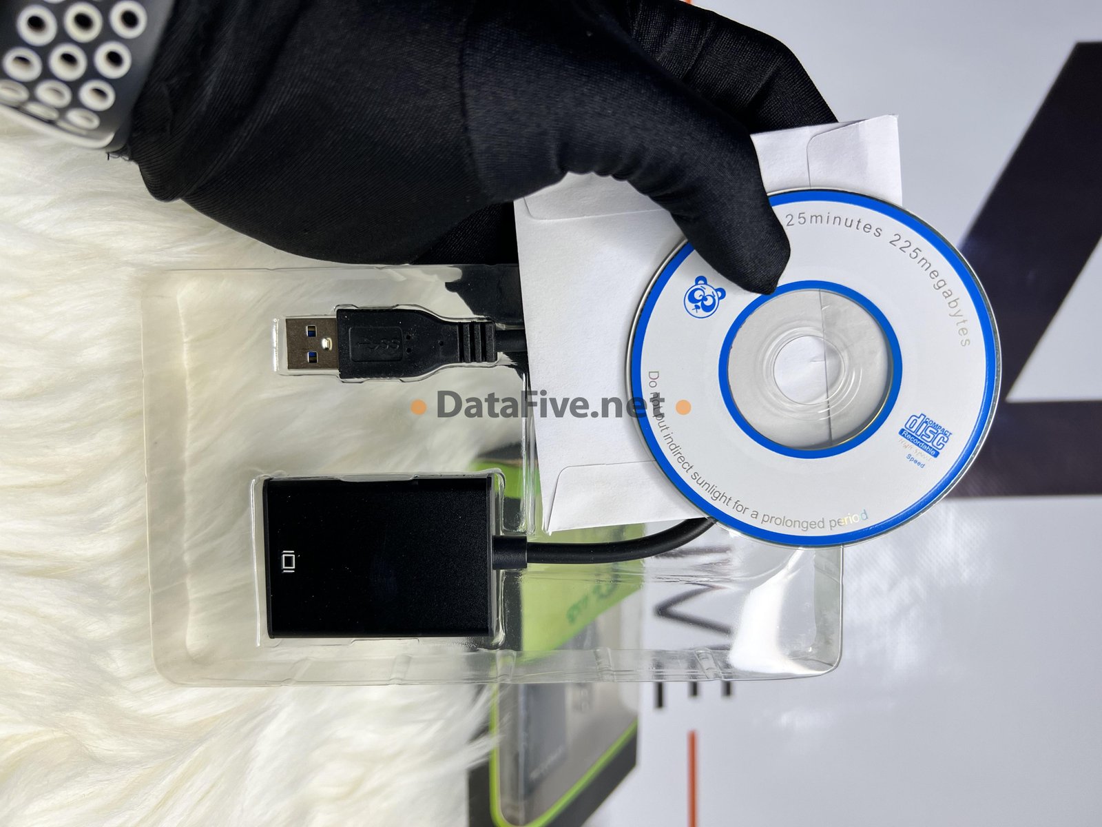 Adaptateur VGA male a HDMI Femelle (1080)