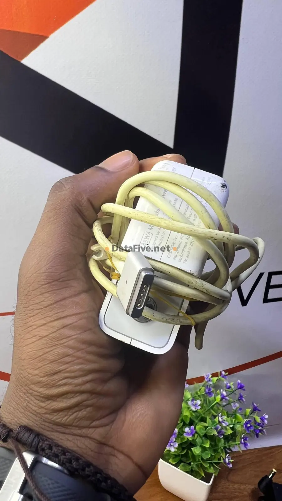 Chargeur MacBook MageSafe 2 45W d'origine